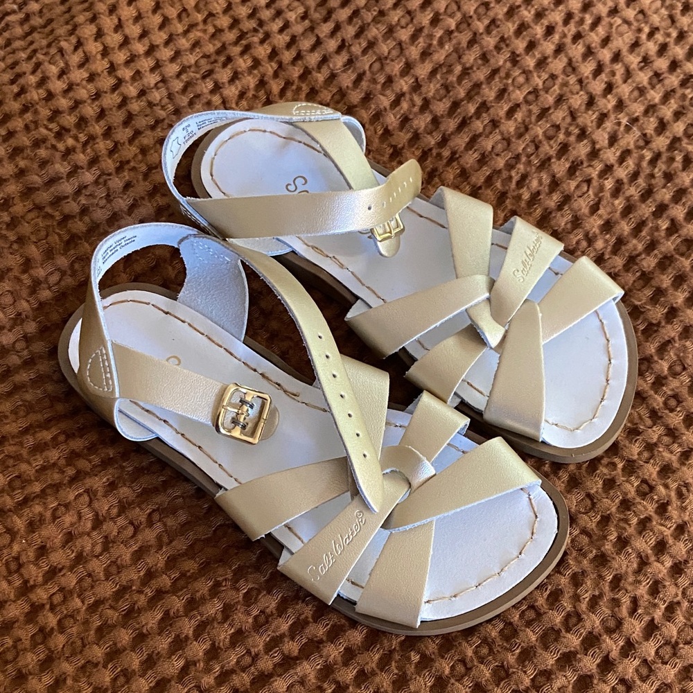 Gold Saltwater Sandals - NEW